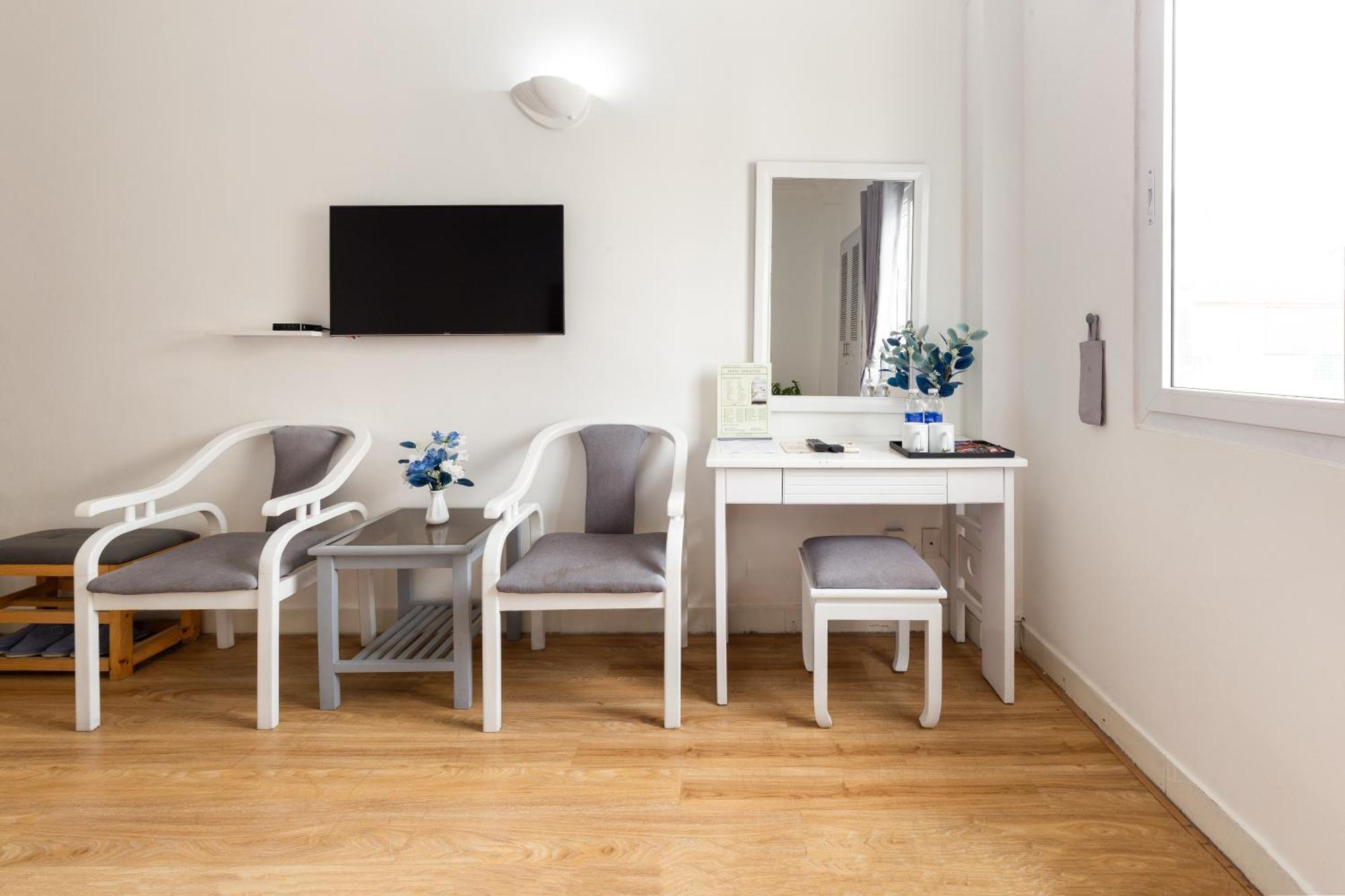 Premium Lumiere Hotel 3*